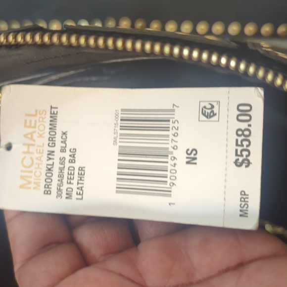 Michael Kors Brooklyn Grommet Leather Crossbody Handbag NWT - Picture 13 of 13